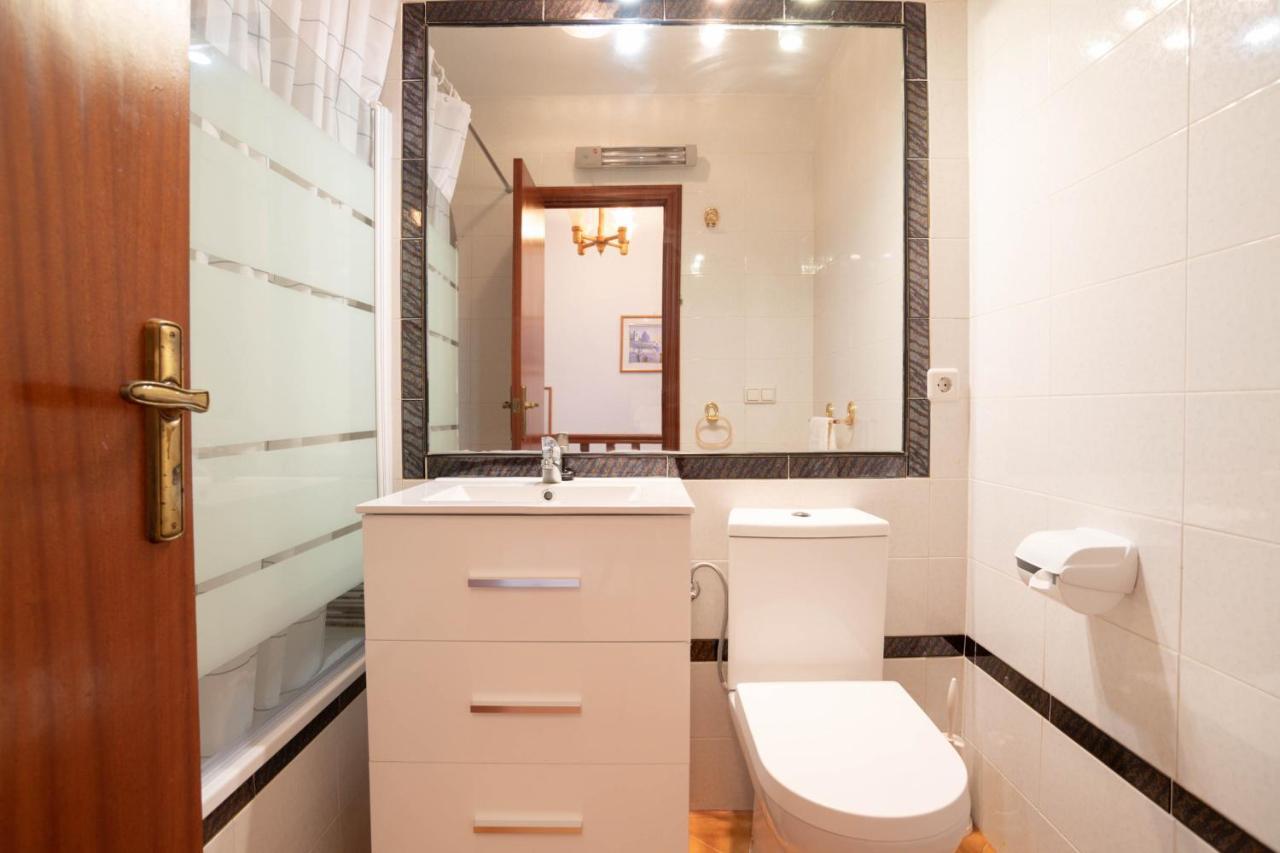 Casa Billarose - Lovely House Overlooking Pool & Walking Distance To The Beach And Restaurants Кабо Ройг Екстериор снимка